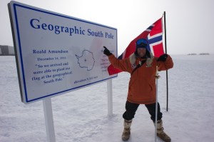 Actual South_Pole_2011